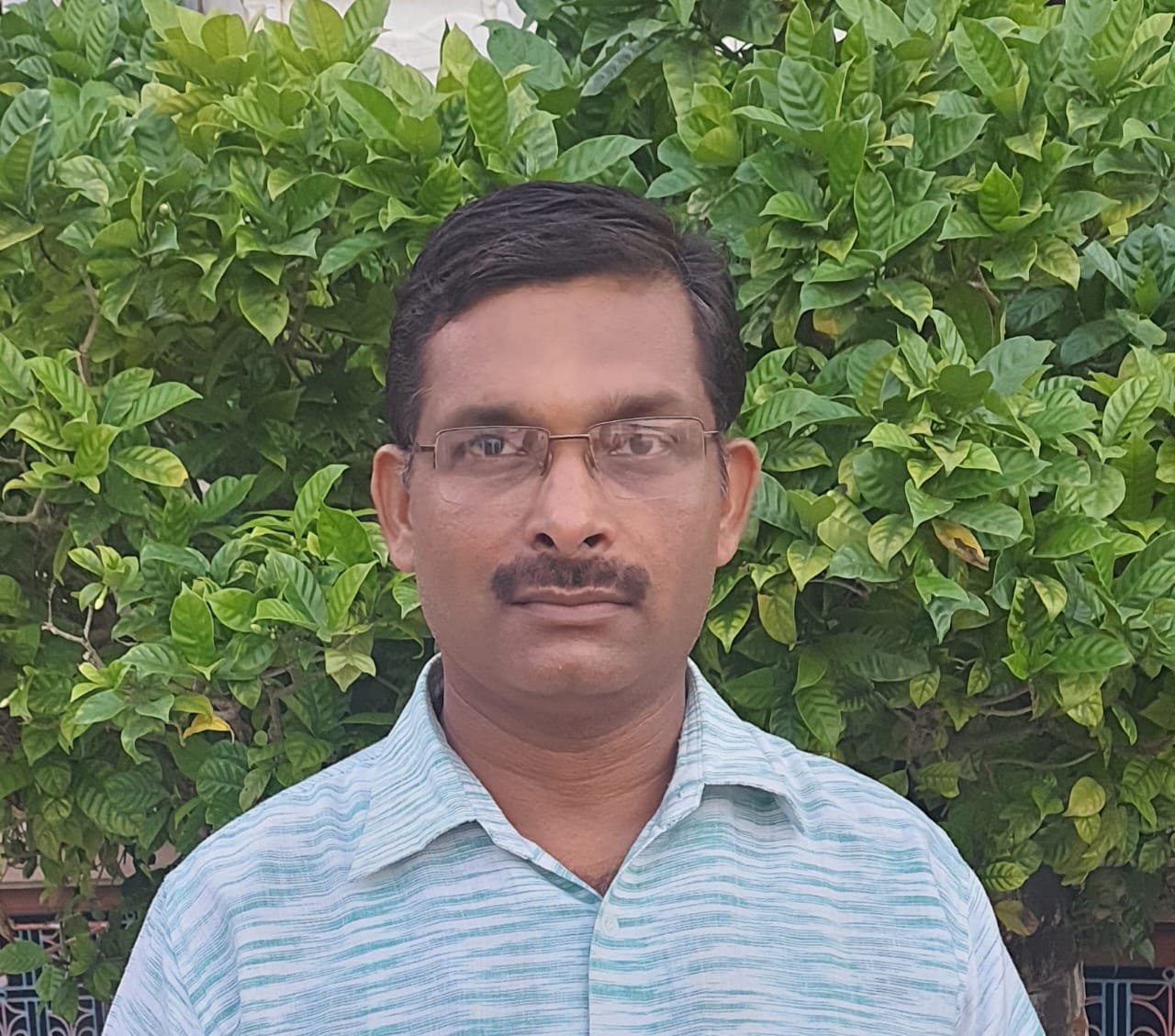 Dr. Ashutosh Tripathi
